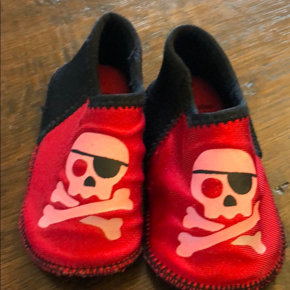 Baby Gap water shoes 6-12 month